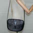 LOUIS VUITTON Epi Jeune Fille MM Shoulder Bag Black M52152 LV Auth 107060V-22
