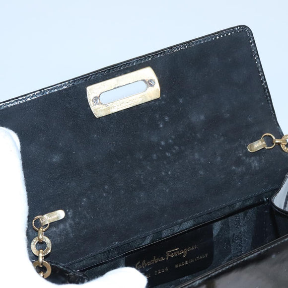 Salvatore Ferragamo Gancini Chain Shoulder Bag Enamel Black Gold Auth 107493
