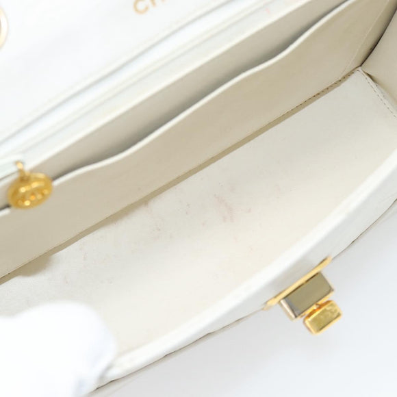 CHANEL Matelasse Chain Shoulder Bag Leather White Gold CC Auth 107700