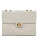 CHANEL Matelasse Chain Shoulder Bag Leather White Gold CC Auth 107700-13