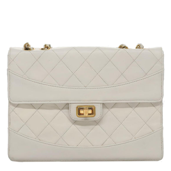 CHANEL Matelasse Chain Shoulder Bag Leather White Gold CC Auth 107700