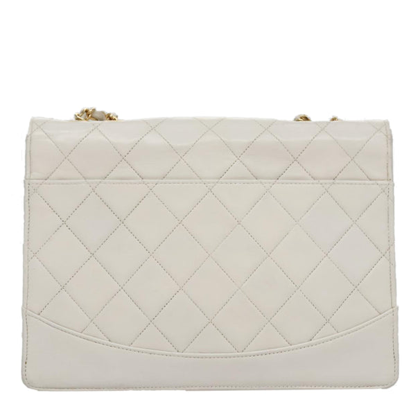 CHANEL Matelasse Chain Shoulder Bag Leather White Gold CC Auth 107700