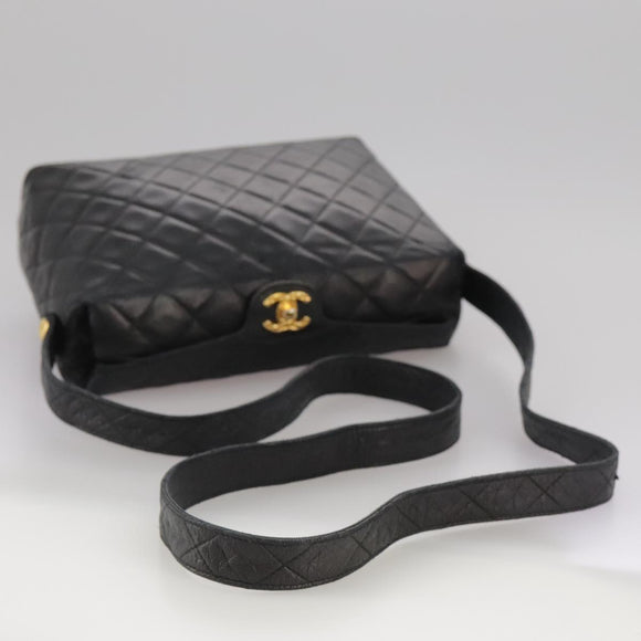 CHANEL Matelasse Shoulder Bag Lamb Skin Black Gold CC Auth 108071