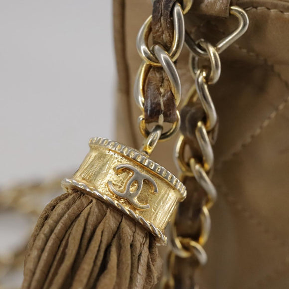 CHANEL Matelasse Chain Shoulder Bag Lamb Skin Beige Gold CC Auth 108395