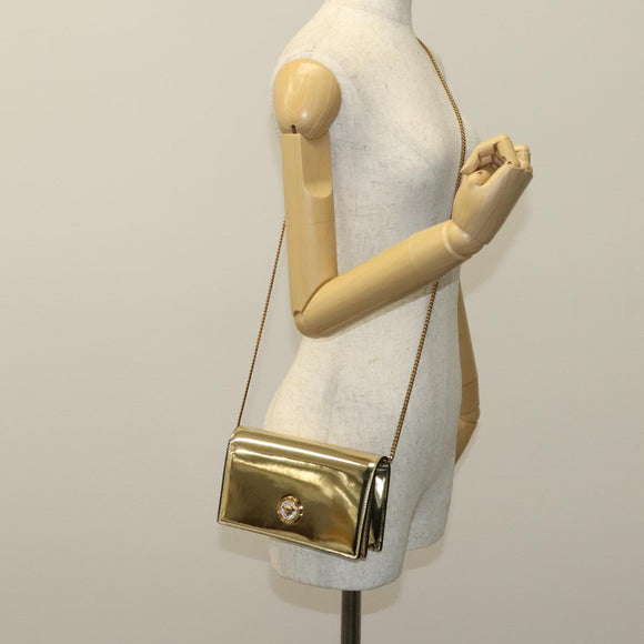 VERSACE Chain Shoulder Bag Patent leather Gold Auth 108490V