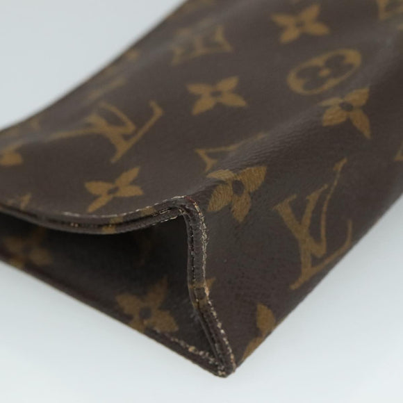LOUIS VUITTON Monogram Poche Toilette 15 Pouch M47546 LV Auth 108714