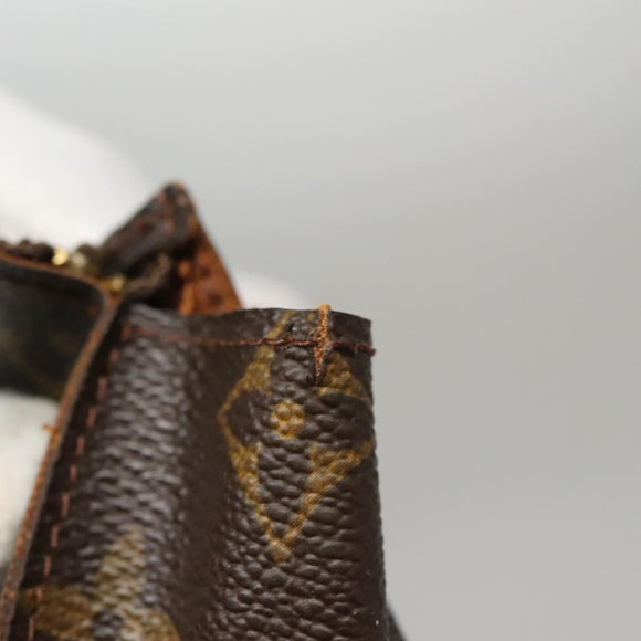 LOUIS VUITTON Monogram Poche Toilette 26 Pouch M47542 LV Auth 109014