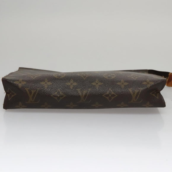 LOUIS VUITTON Monogram Poche Toilette 26 Pouch M47542 LV Auth 109014