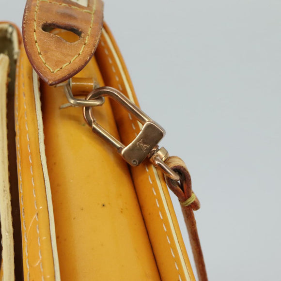 LOUIS VUITTON Monogram Vernis Motto Pouch Lime Yellow M91059 LV Auth 109764