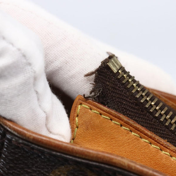 LOUIS VUITTON Monogram Hudson GM Shoulder Bag M40045 LV Auth 109883