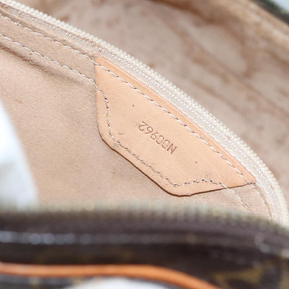 LOUIS VUITTON Monogram Trousse Boite Cosmetic Pouch M47640 LV Auth 110007