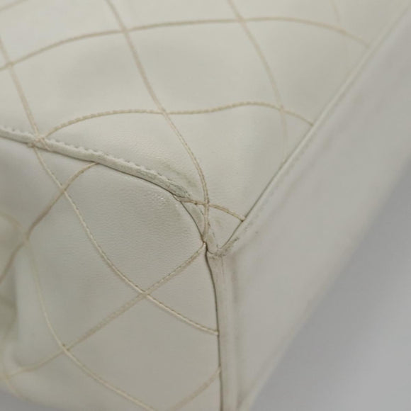 CHANEL Wild Stitch Hand Bag Leather White CC Auth 110221