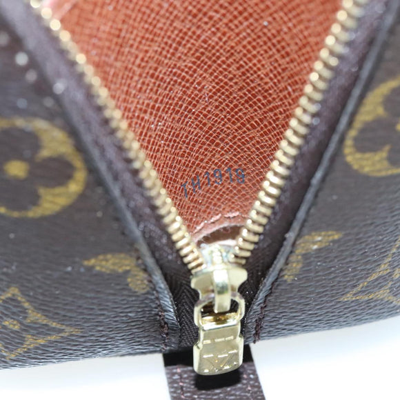 LOUIS VUITTON Monogram Trousse Demi Ronde Cosmetic Pouch M47520 LV Auth 110615