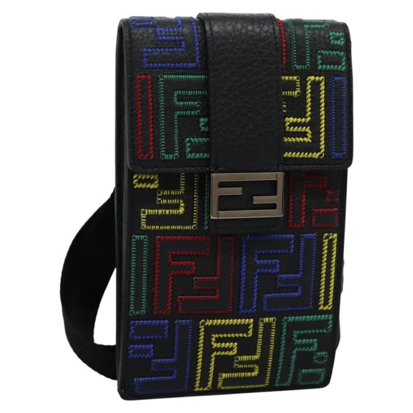 FENDI Zucca Canvas Smartphone Pochette Pouch Black Auth 110673