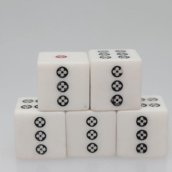 LOUIS VUITTON Monogram Dice Playing Cards set LV Auth 110738SM
