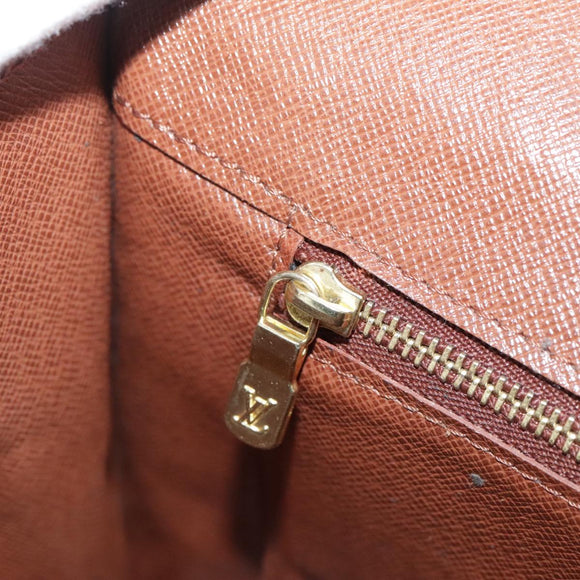 LOUIS VUITTON Monogram Bordeaux 27 Shoulder Bag M51797 LV Auth 111333