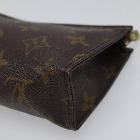 LOUIS VUITTON Monogram Poche Toilette 15 Pouch M47546 LV Auth 111834