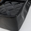 CHANEL Matelasse Hand Bag Patent leather Black CC Auth 112111-10