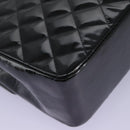CHANEL Matelasse Hand Bag Patent leather Black CC Auth 112111-12