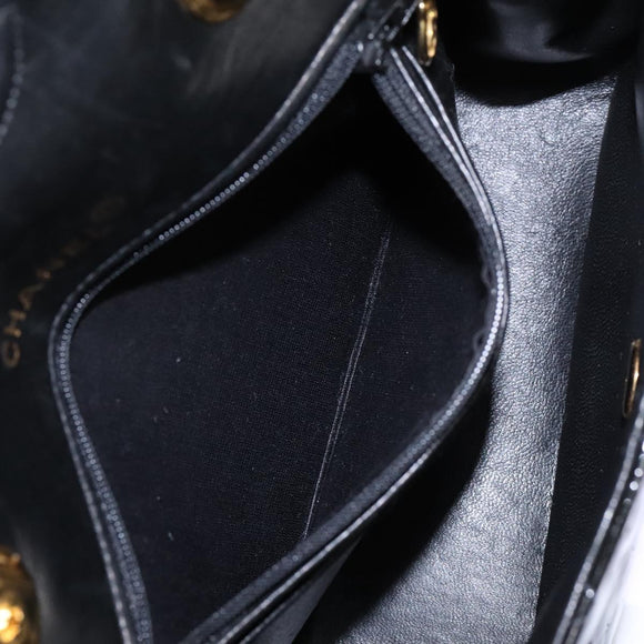 CHANEL Matelasse Hand Bag Patent leather Black CC Auth 112111