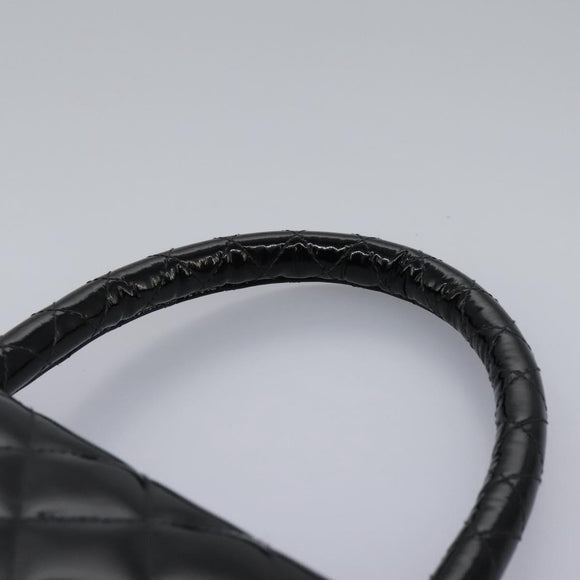 CHANEL Matelasse Hand Bag Patent leather Black CC Auth 112111