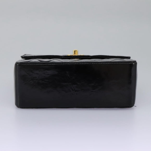 CHANEL Matelasse Hand Bag Patent leather Black CC Auth 112111
