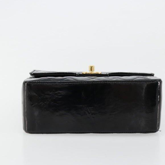 CHANEL Matelasse Hand Bag Patent leather Black CC Auth 112111
