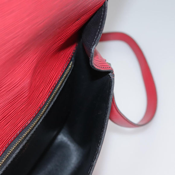 LOUIS VUITTON Epi Saint Cloud GM Shoulder Bag Red M52197 LV Auth 112325