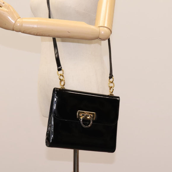 Salvatore Ferragamo Gancini Shoulder Bag Enamel Black Gold Auth 112878