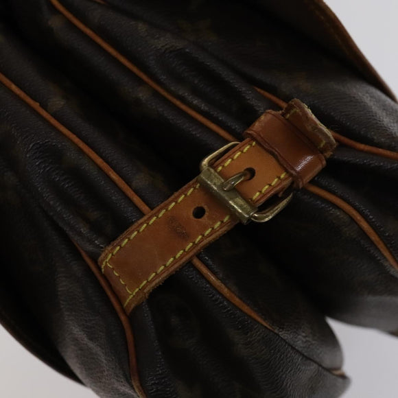 LOUIS VUITTON Monogram Saumur 30 Shoulder Bag M42256 LV Auth 113014