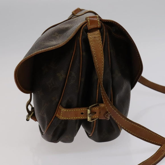 LOUIS VUITTON Monogram Saumur 30 Shoulder Bag M42256 LV Auth 113014