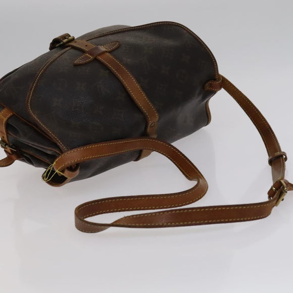 LOUIS VUITTON Monogram Saumur 30 Shoulder Bag M42256 LV Auth 113014