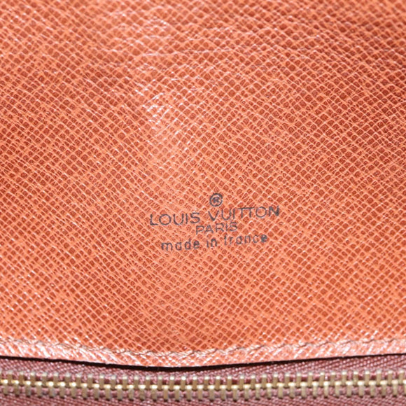 LOUIS VUITTON Monogram Saint Cloud GM Umhängetasche M51242 LV Auth 113452