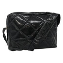 CHANEL Matelasse Shoulder Bag Patent leather Black Gold CC Auth 114045-1