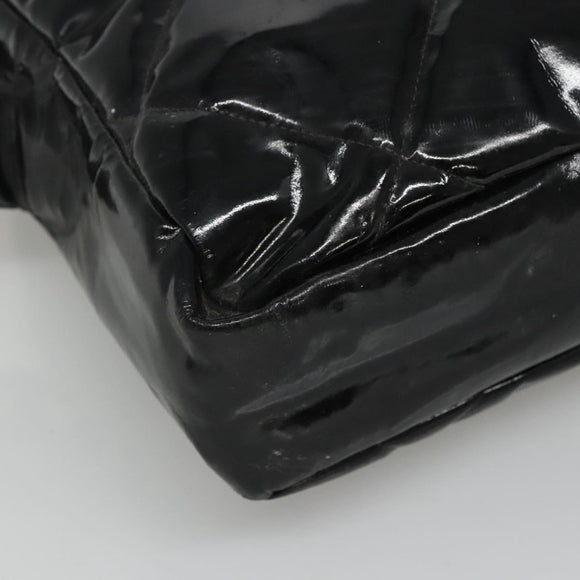CHANEL Matelasse Shoulder Bag Patent leather Black Gold CC Auth 114045