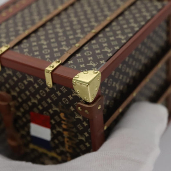 LOUIS VUITTON Miss France Paper Weight Brown M99408 LV Auth 114265