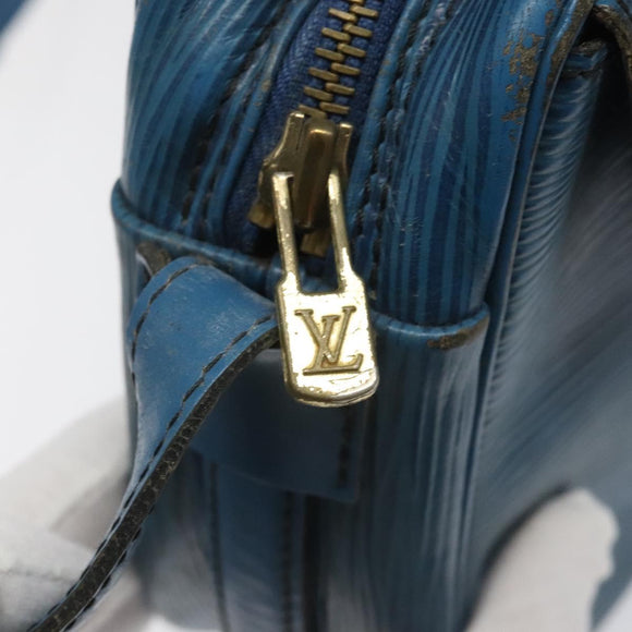 LOUIS VUITTON Epi June Feuille Shoulder Bag Blue M52155 LV Auth 114323