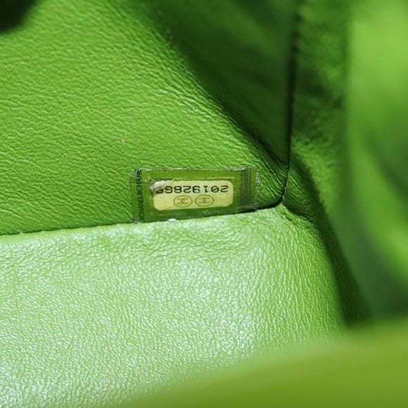 CHANEL Mini Matelasse 20 Single Flap Chain Bag Velor Green CC Auth 115601A