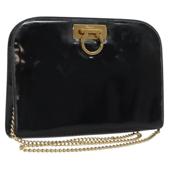 Salvatore Ferragamo Gancini Chain Shoulder Bag Patent leather Black Auth 116524
