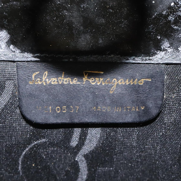 Salvatore Ferragamo Gancini Chain Shoulder Bag Patent leather Black Auth 116524