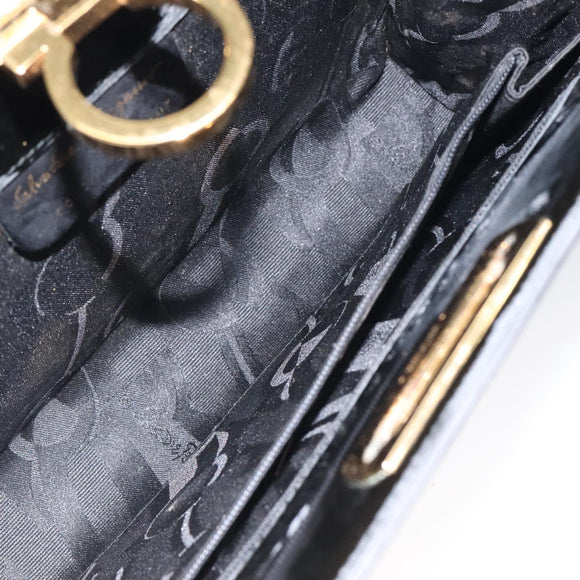 Salvatore Ferragamo Gancini Chain Shoulder Bag Patent leather Black Auth 116524