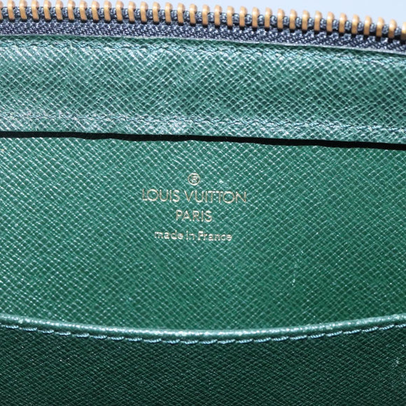 LOUIS VUITTON Taiga Baikal Clutch Bag Epicea M30184 LV Auth 116827