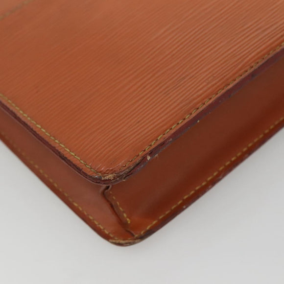 LOUIS VUITTON Epi Pochette Homme Clutch Bag Zipangu Gold M52528 LV Auth 116908