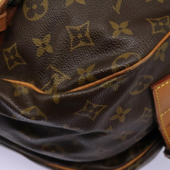 LOUIS VUITTON Monogram Saumur 43 Shoulder Bag M42252 LV Auth 116983