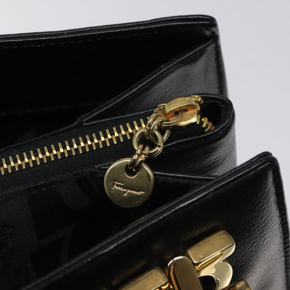 Salvatore Ferragamo Gancini Shoulder Bag Leather Black Gold Auth 117541