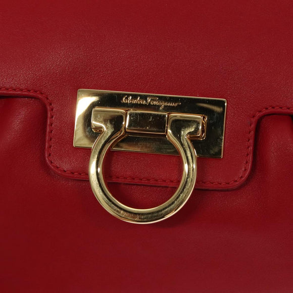 Salvatore Ferragamo Gancini Chain Shoulder Bag Leather Red Gold Auth 117738