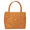 CHANEL Standard Tote Bag Patent leather Beige CC Auth 117843-13