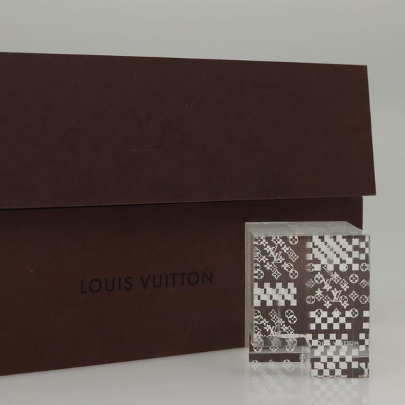 LOUIS VUITTON Paperweight 3D Paper Weight Crystal glass Clear LV Auth 118434