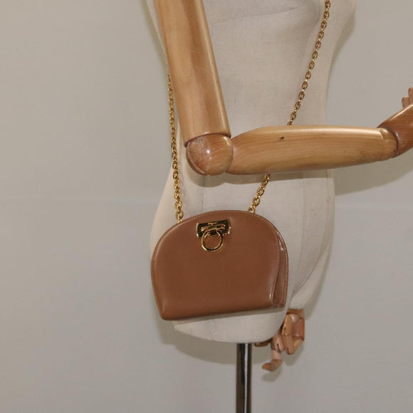 Salvatore Ferragamo Chain Gancini Shoulder Bag Leather Brown Gold Auth 118681