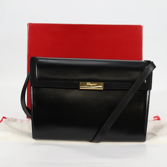 Salvatore Ferragamo Gancini Shoulder Bag Leather Black Gold Auth 118793V